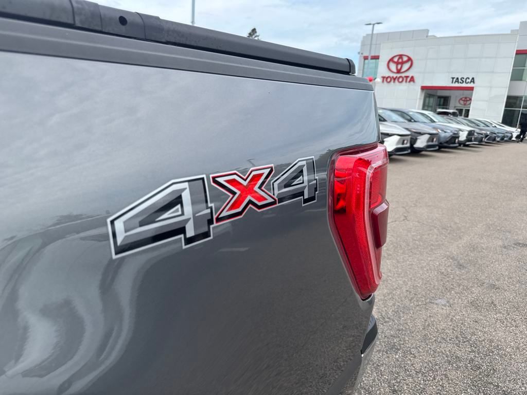 2023 Ford F-150 XLT photo 40