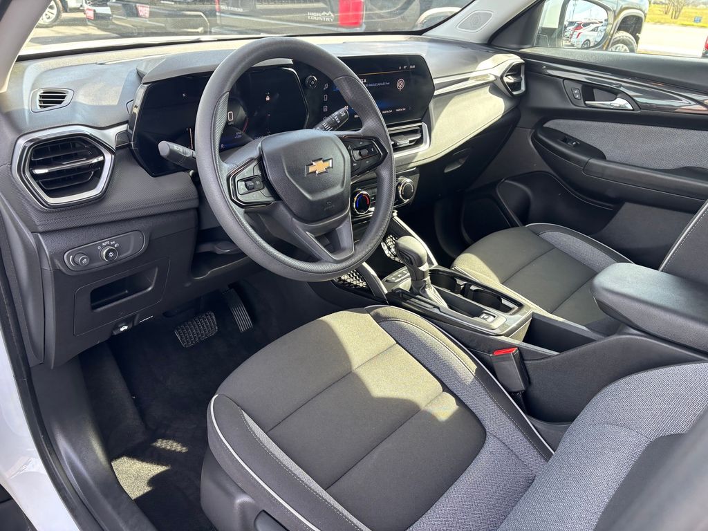 Used Car 2025 Chevrolet Trailblazer  Lt For Sale Under $25,000 In Austin, Texas