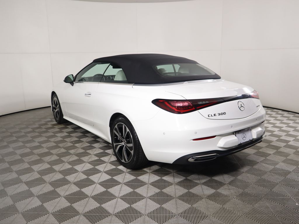 Thumbnail: 2025 Mercedes-Benz CLE - 15