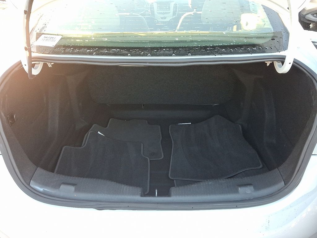 Thumbnail: 2017 Chevrolet Cruze - 29