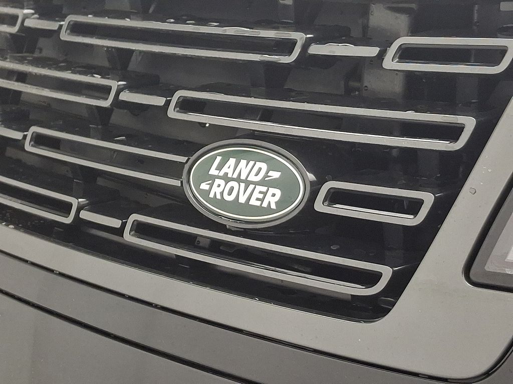 Thumbnail: 2026 Land Rover Range Rover - 23