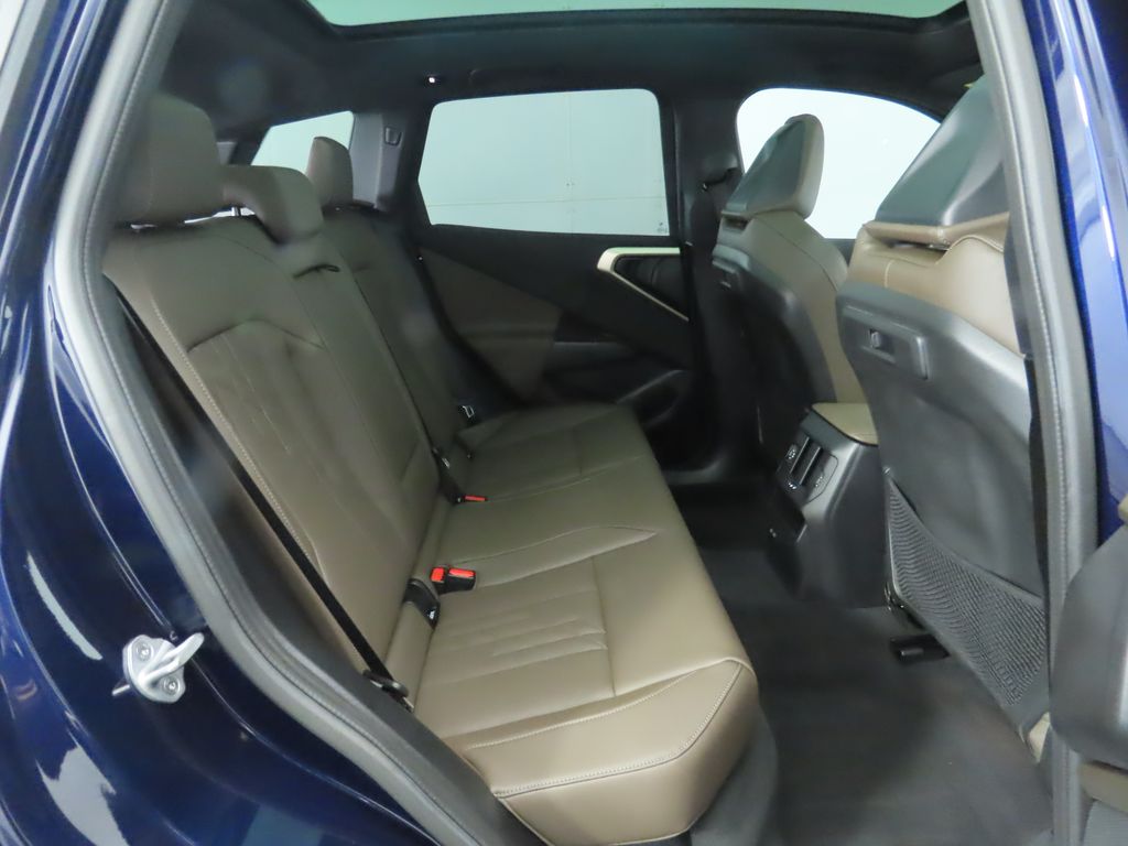 Thumbnail: 2025 BMW X3 - 22