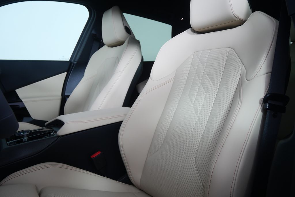 Thumbnail: 2026 BMW X3 - 10
