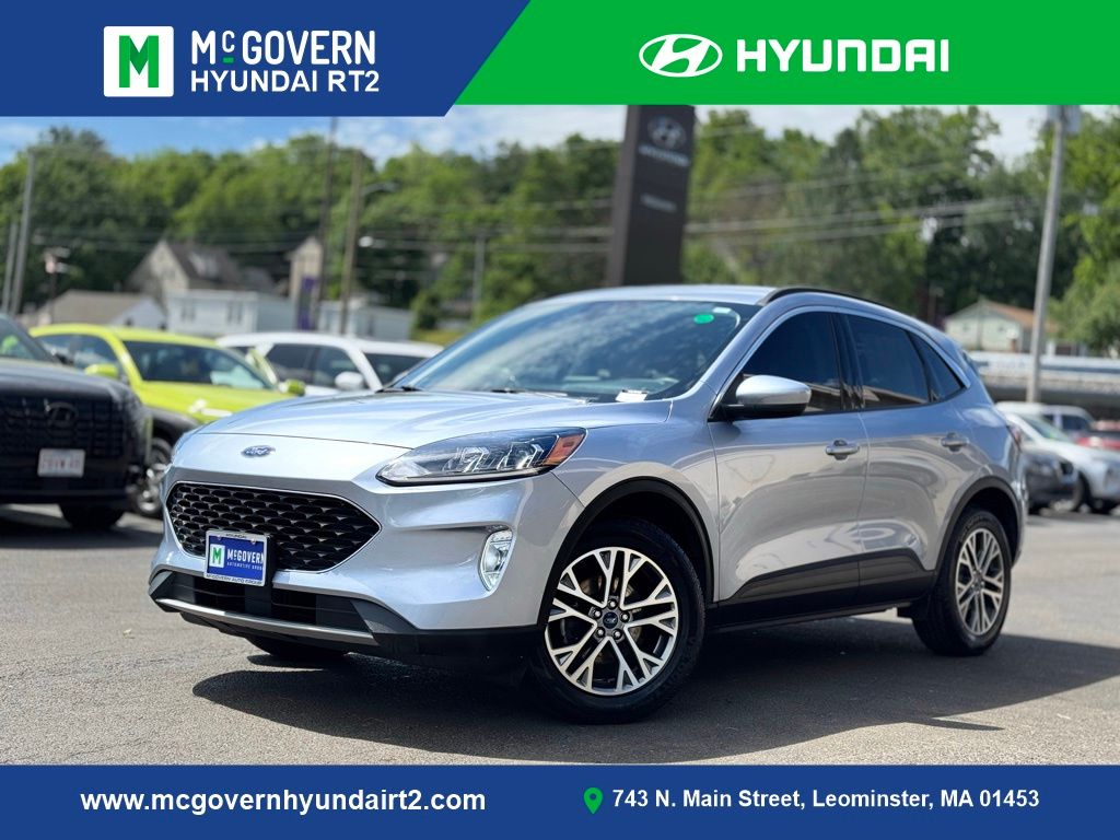 Blue Silver Metallic 2022 Ford Escape SUV / Crossover All-Wheel Drive 8-Speed Automatic