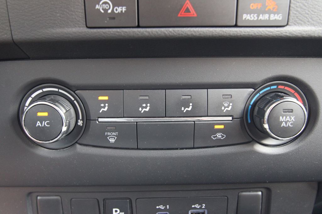 Used 2024 Nissan Frontier Truck