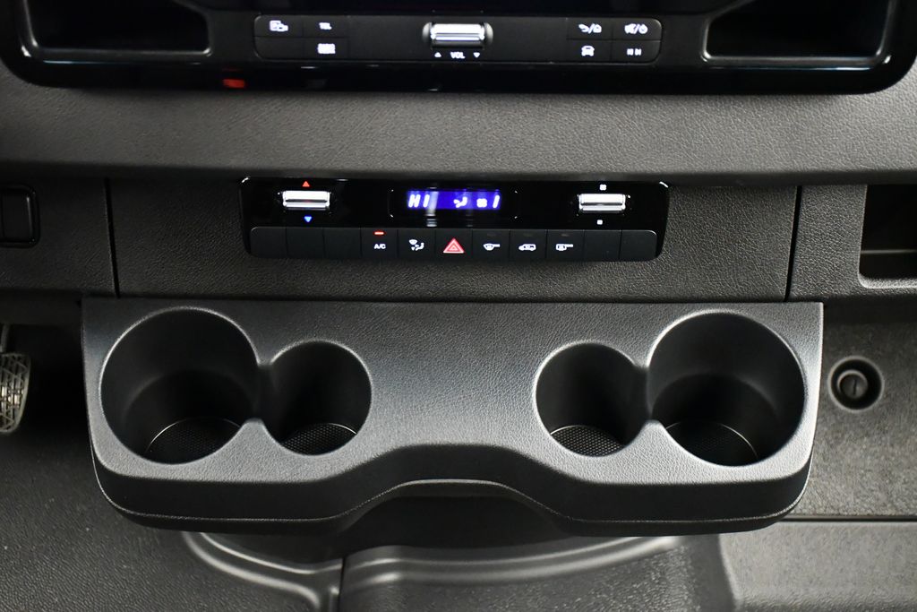 Thumbnail: 2026 Mercedes-Benz Sprinter - 19