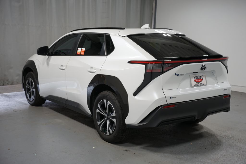 Thumbnail: 2024 Toyota bZ4X - 6