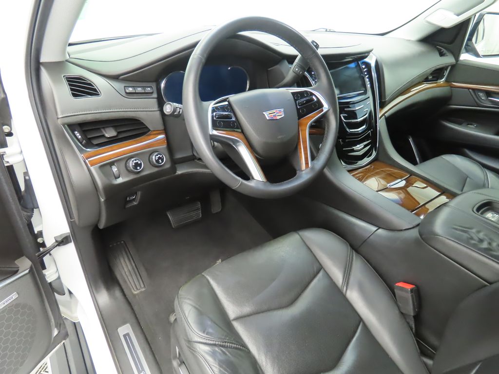 Thumbnail: 2017 Cadillac Escalade - 9