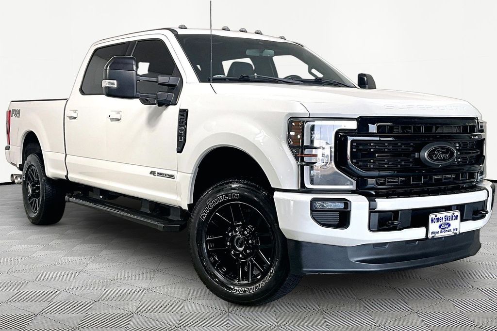 2022 Ford F-350 Super Duty Lariat Crew Cab 4WD