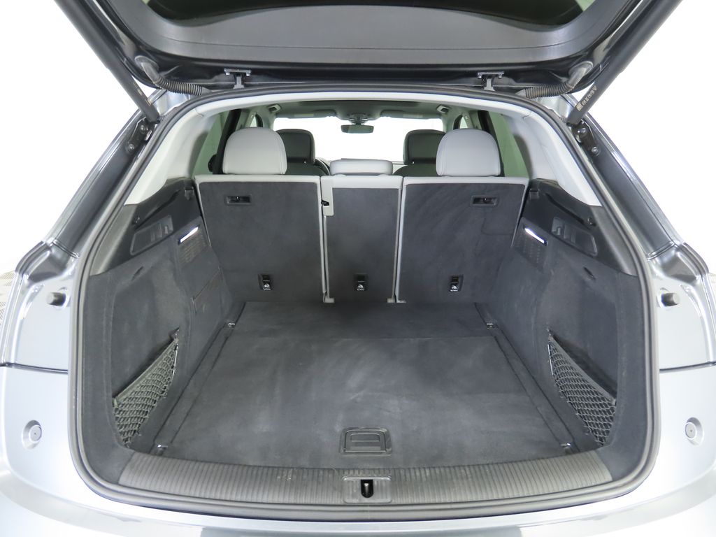 2022 Audi Q5 e Premium 28