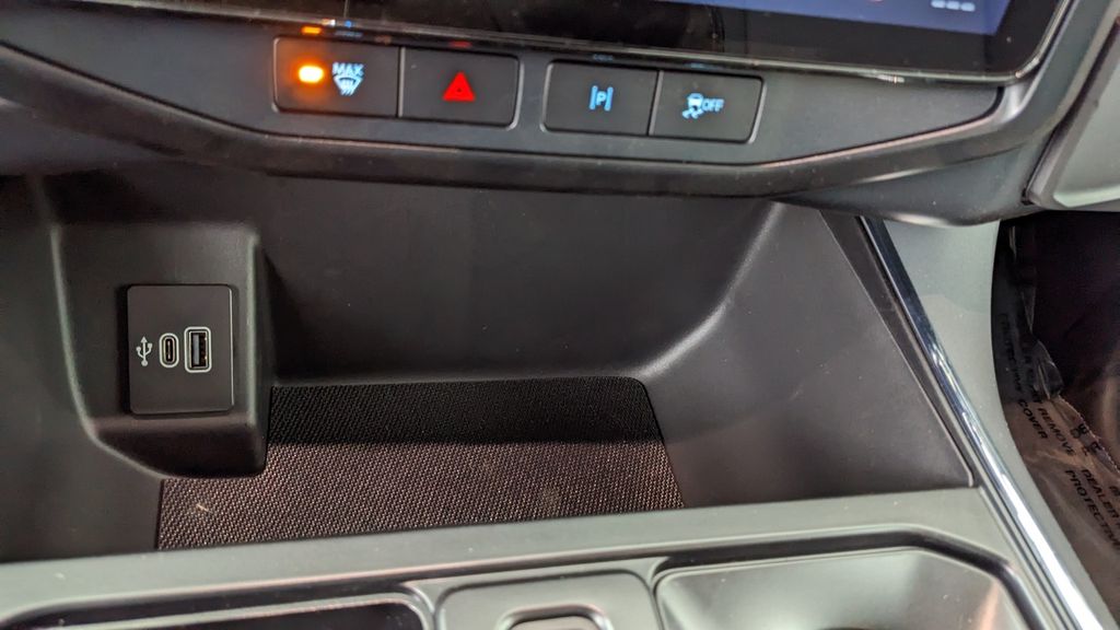 2025 Ford F-150 Lightning Flash - Photo 77