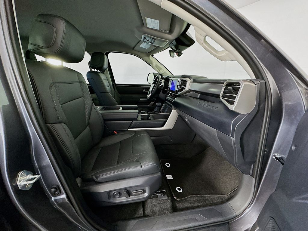 Thumbnail: 2024 Toyota Tundra - 28