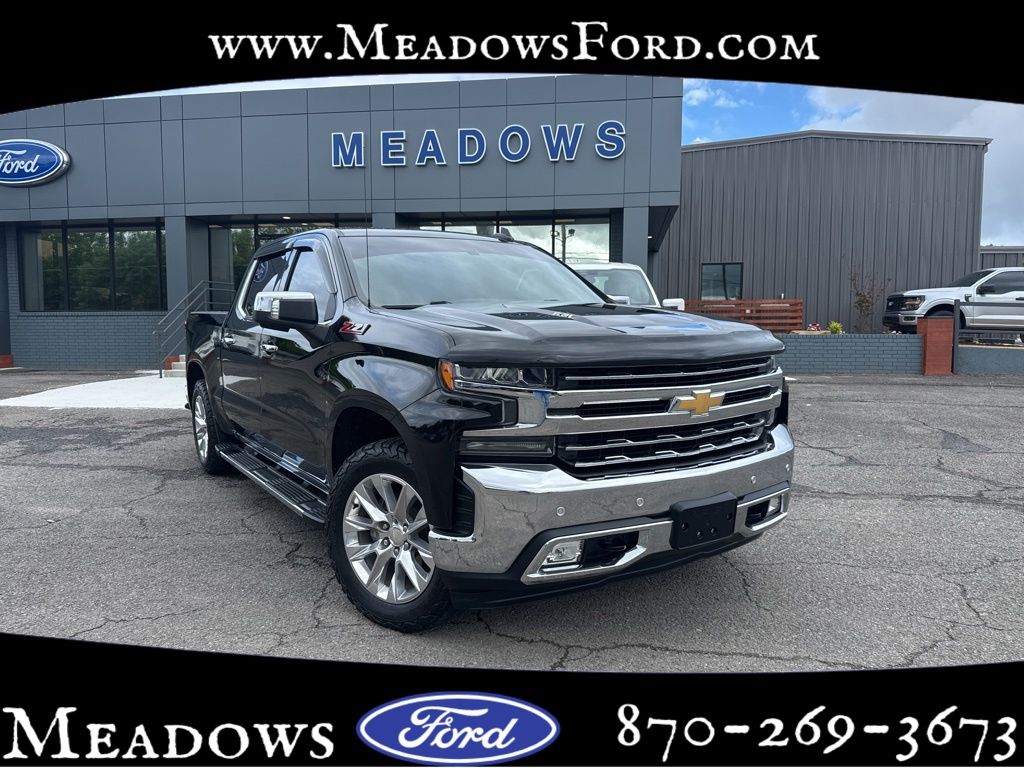 Black 2019 Chevrolet Silverado 1500 Pickup Truck Four-Wheel Drive Automatic