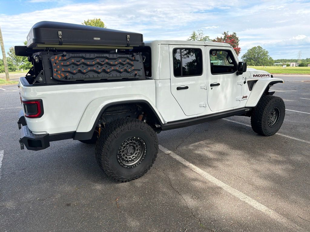 Used 2021 White Jeep Mojave image 6