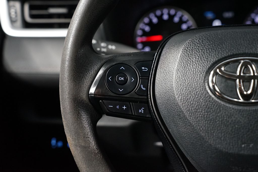 Thumbnail: 2021 Toyota RAV4 - 14