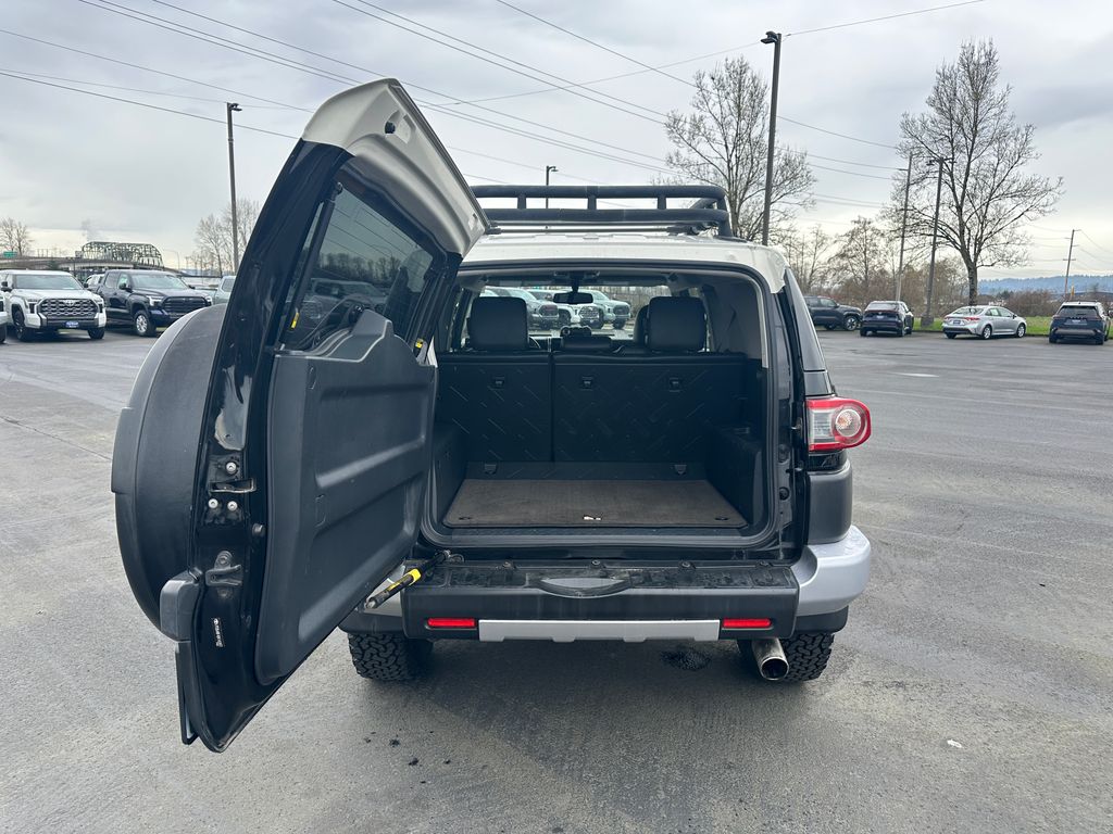2013 Toyota FJ Cruiser Base