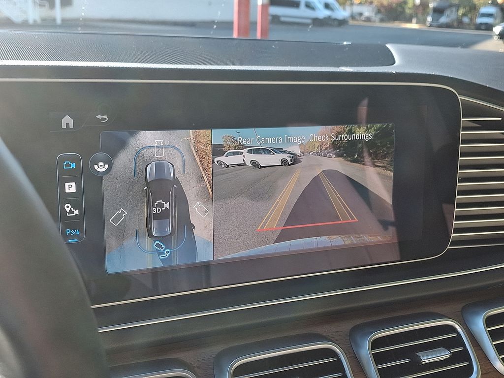 Thumbnail: 2025 Mercedes-Benz GLS - 18