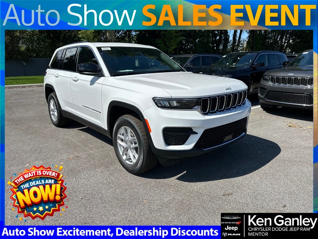 2025 Jeep Grand Cherokee Laredo X 4WD