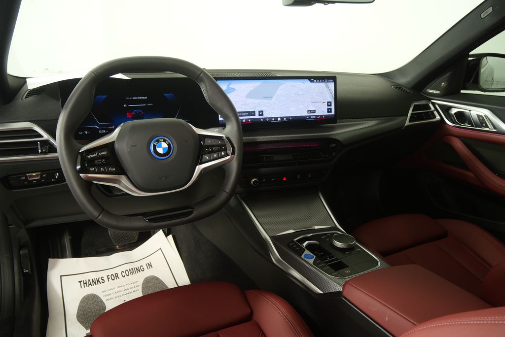 Thumbnail: 2025 BMW i4 - 20