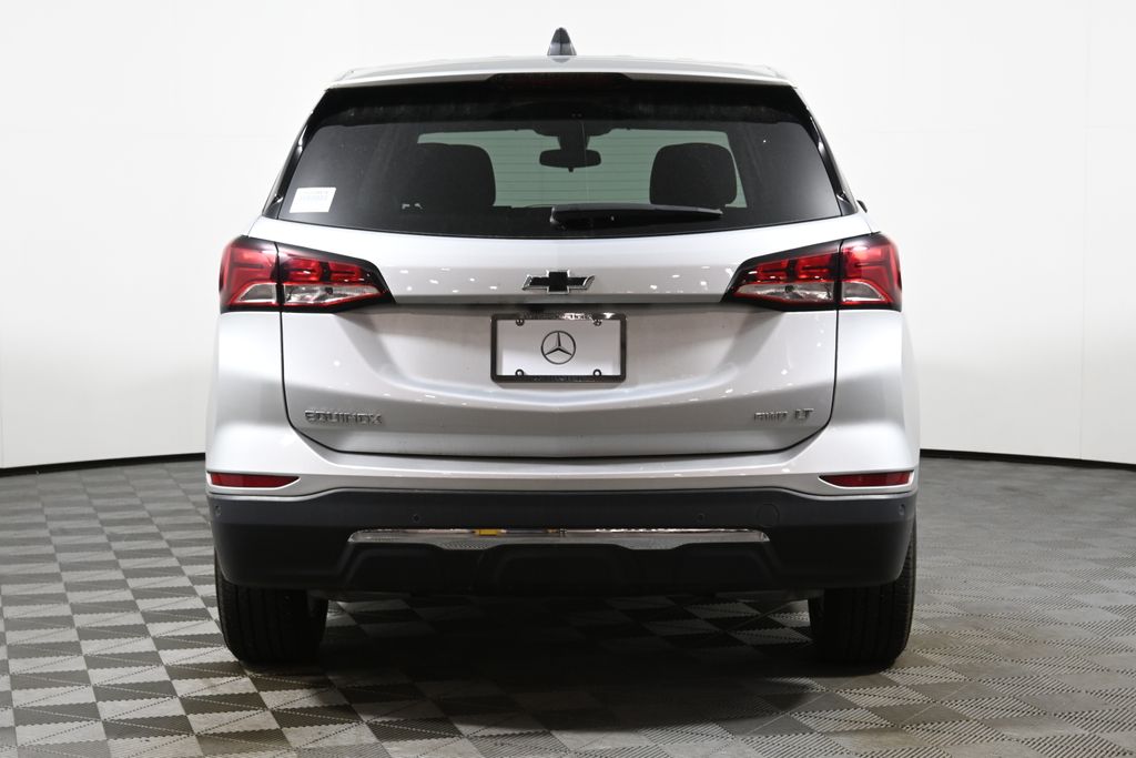 Thumbnail: 2022 Chevrolet Equinox - 9