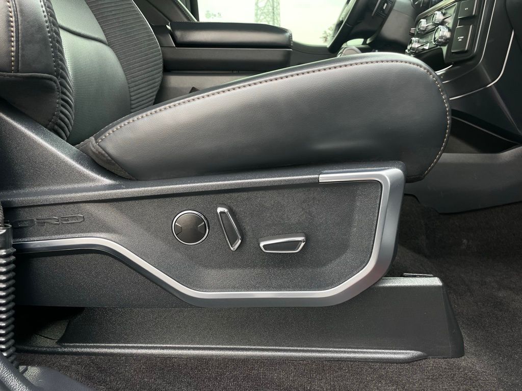 2021 Ford F-150 Raptor 27