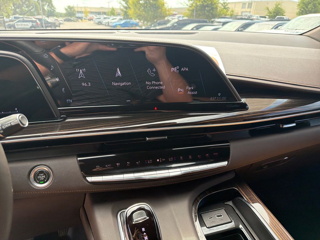 Used 2021 White Cadillac Premium Luxury image 25