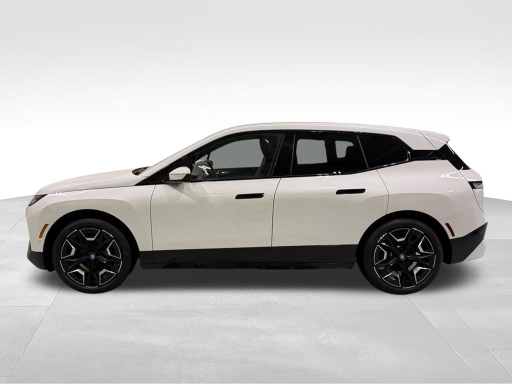 Thumbnail: 2024 BMW iX - 2
