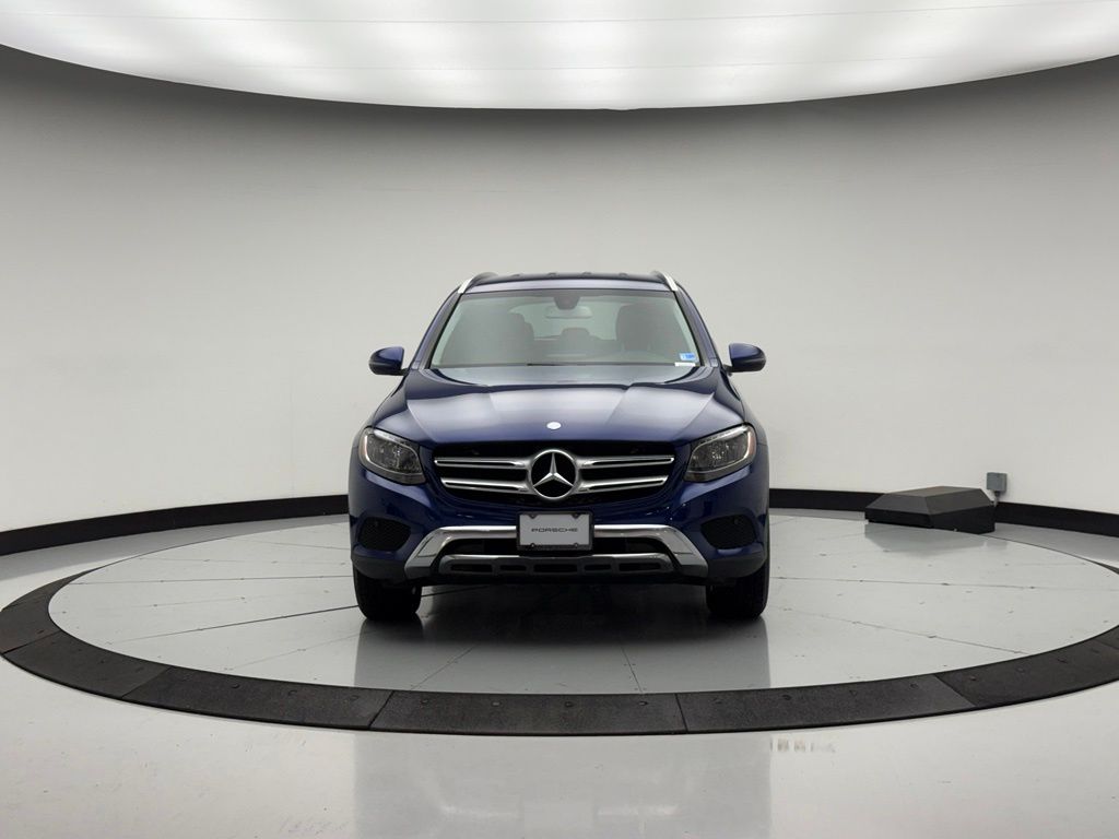 Thumbnail: 2017 Mercedes-Benz GLC - 9