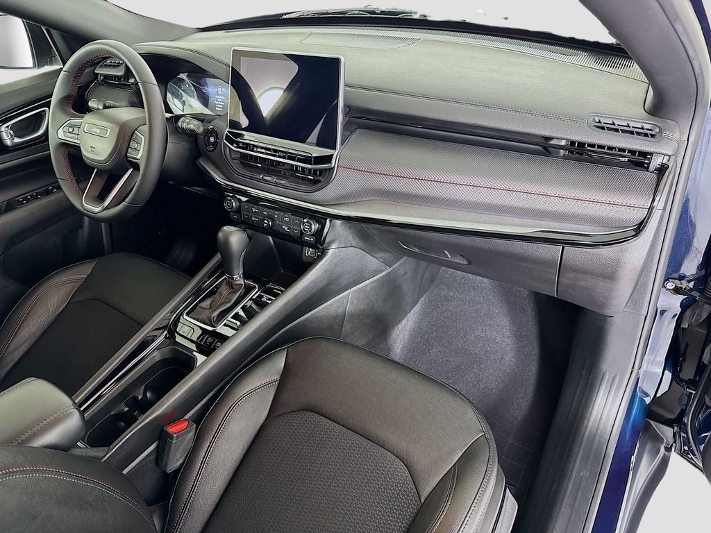 Thumbnail: 2024 Jeep Compass - 17