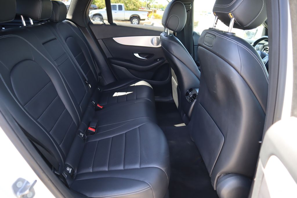 2019 Mercedes-Benz GLC 300 21