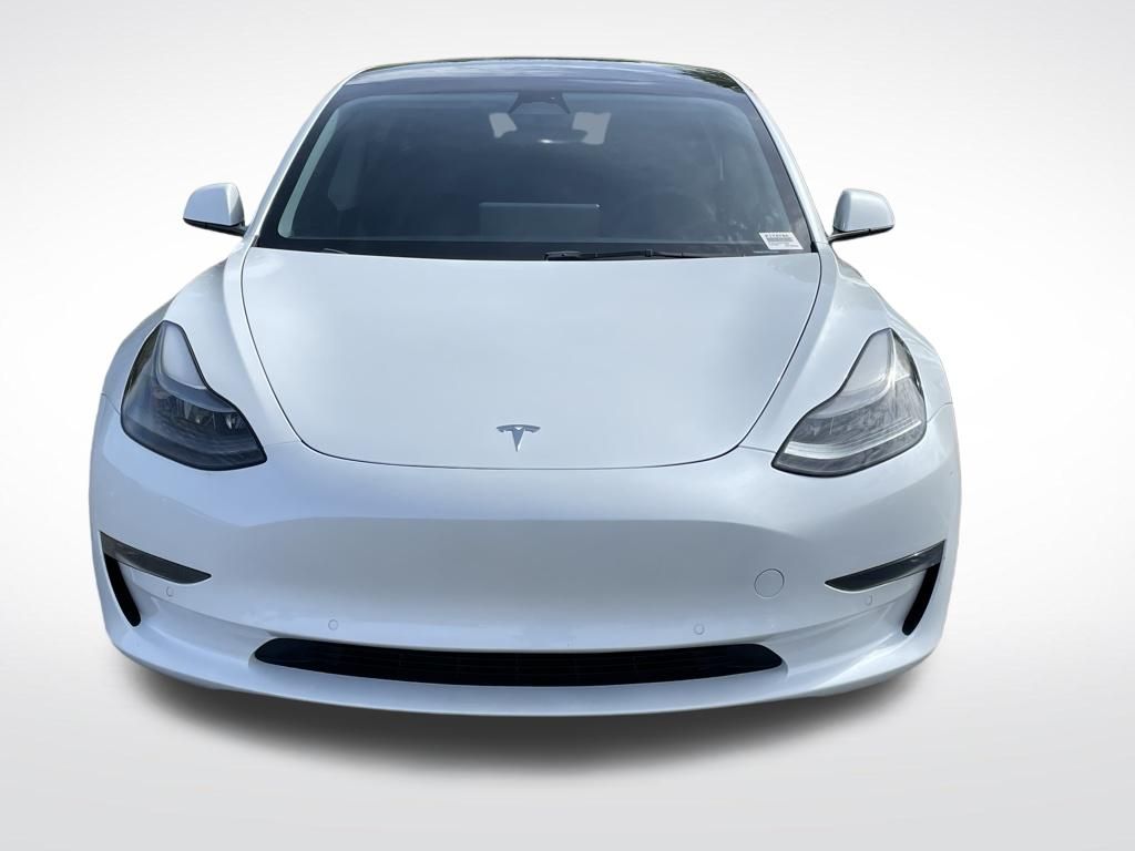 Thumbnail: 2022 Tesla Model 3 - 9