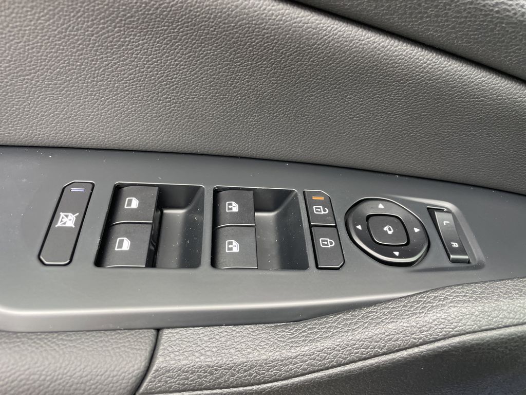 new 2026 Kia Sportage car, priced at $35,699