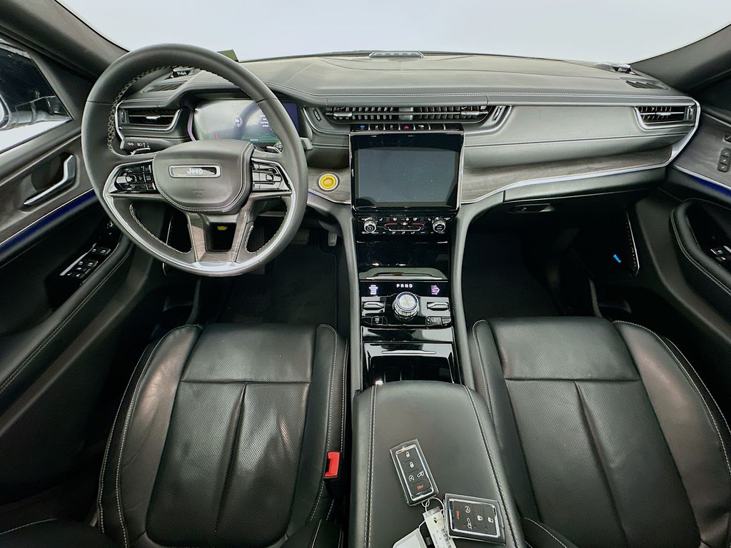 JeepGrand Cherokee10