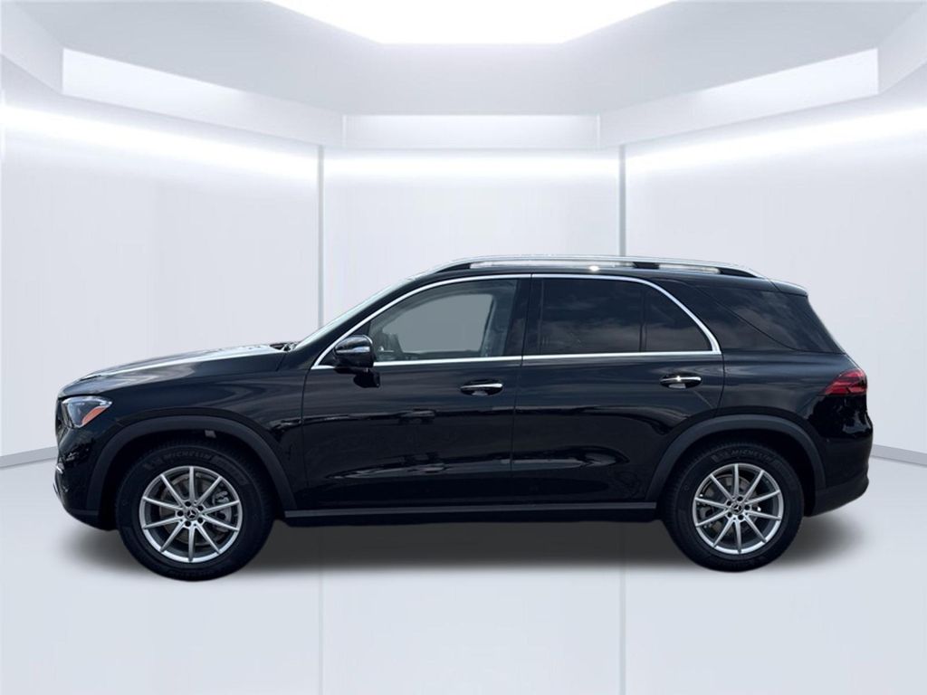 Thumbnail: 2026 Mercedes-Benz GLE - 2