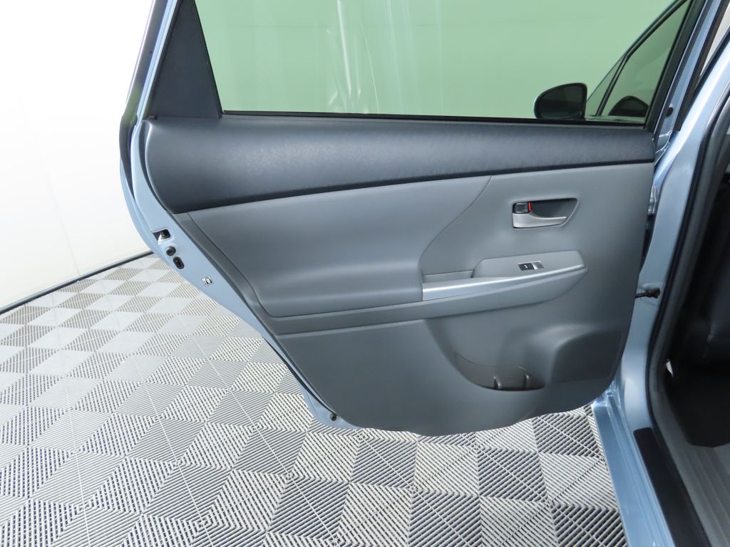 2012 Toyota Prius v Five 26