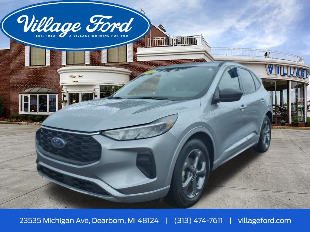 Iconic Silver Metallic 2024 Ford Escape ST-Line FWD SUV / Crossover Front-Wheel Drive 8-Speed Automatic