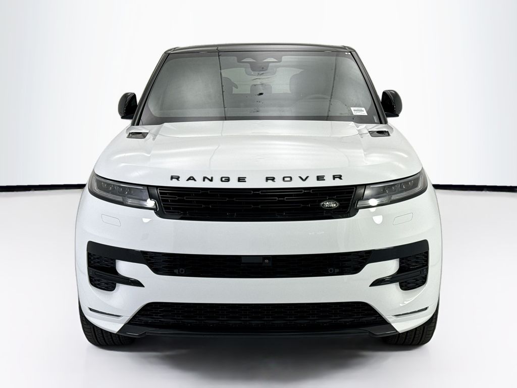 New 2026 White Land Rover Dynamic SE image 2