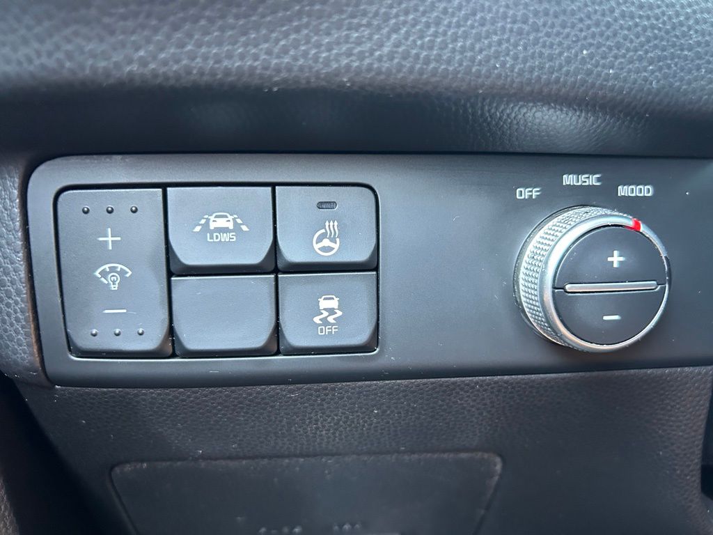 Thumbnail: 2016 Kia Soul - 14