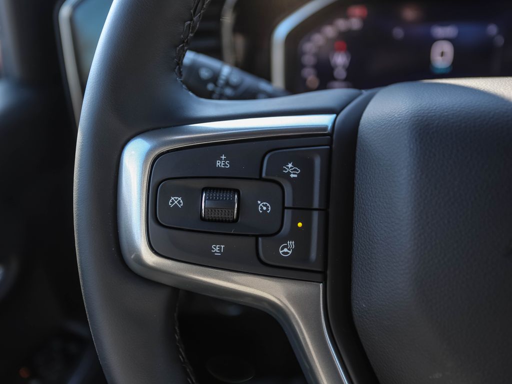 Thumbnail: 2026 Chevrolet Silverado 1500 - 12