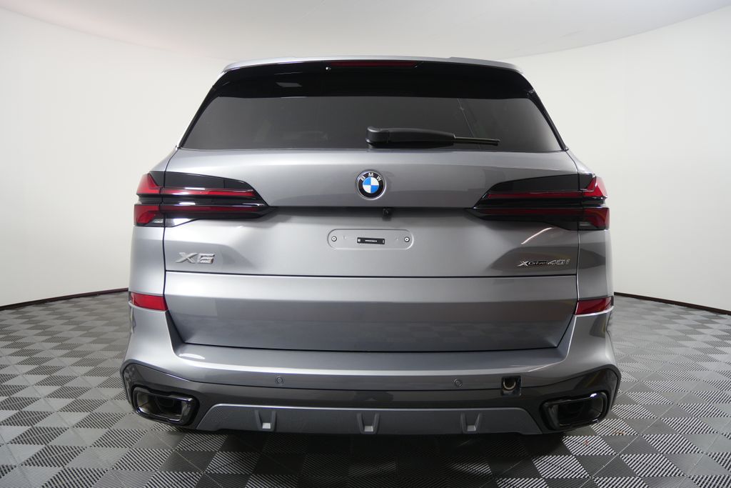 Thumbnail: 2026 BMW X5 - 4