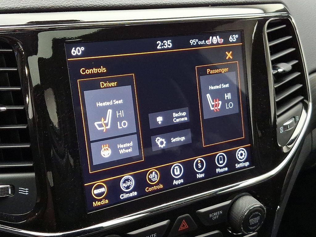 Thumbnail: 2021 Jeep Grand Cherokee - 16