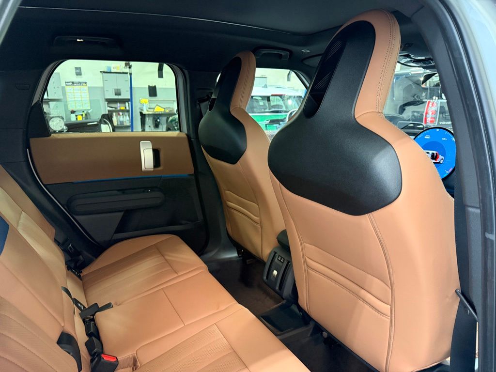 Thumbnail: 2027 MINI Cooper Countryman - 25