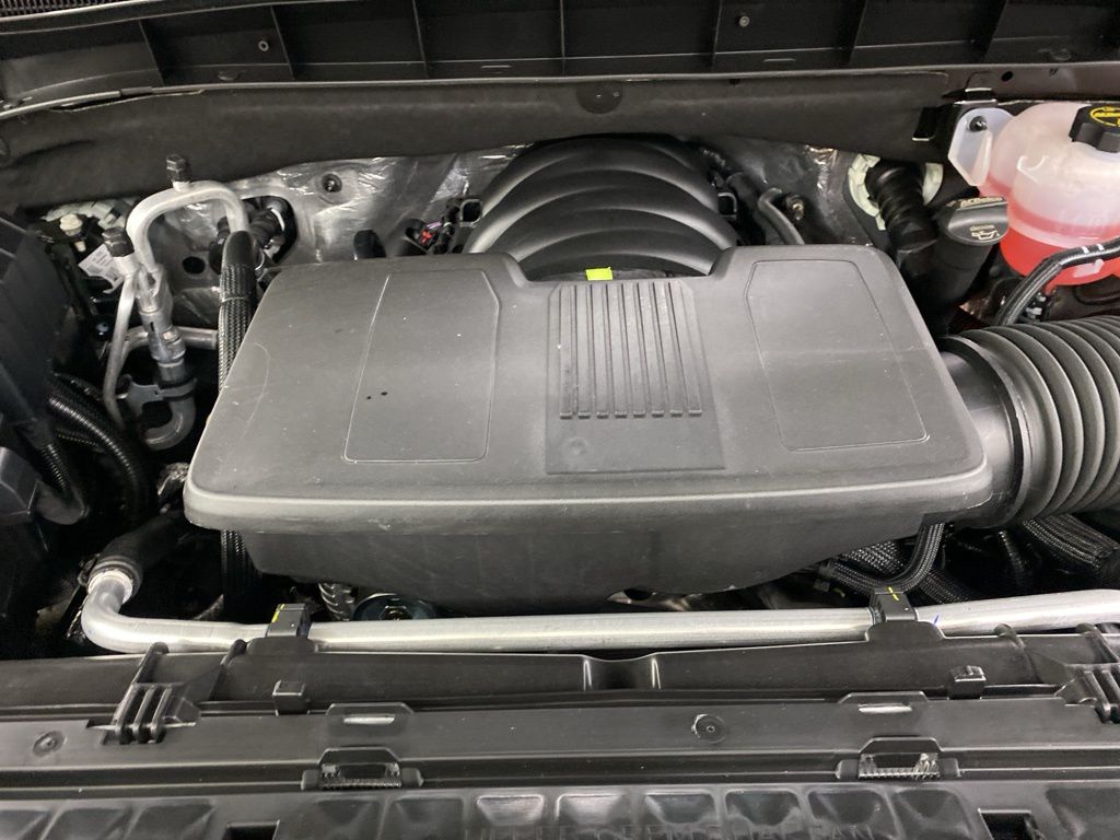2025 GMC Sierra 1500 SLE photo