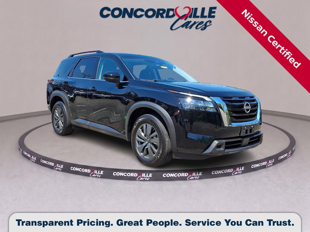 Super Black 2025 Nissan Pathfinder SUV / Crossover All-Wheel Drive Automatic