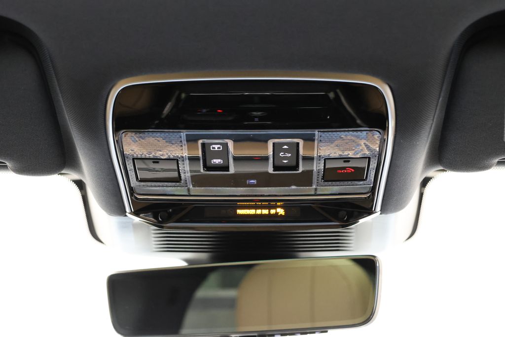 Thumbnail: 2026 Land Rover Range Rover Sport - 14