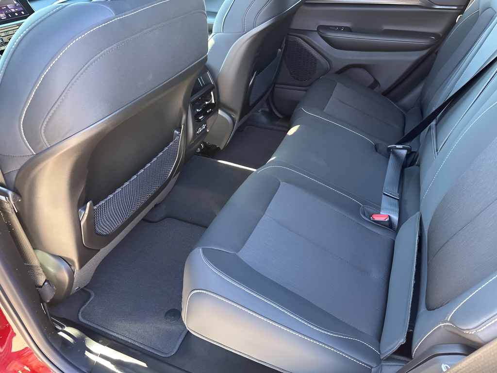 New Car 2025 Jeep Grand Cherokee  Laredo X For Sale Under $40,000 In Austin, Texas