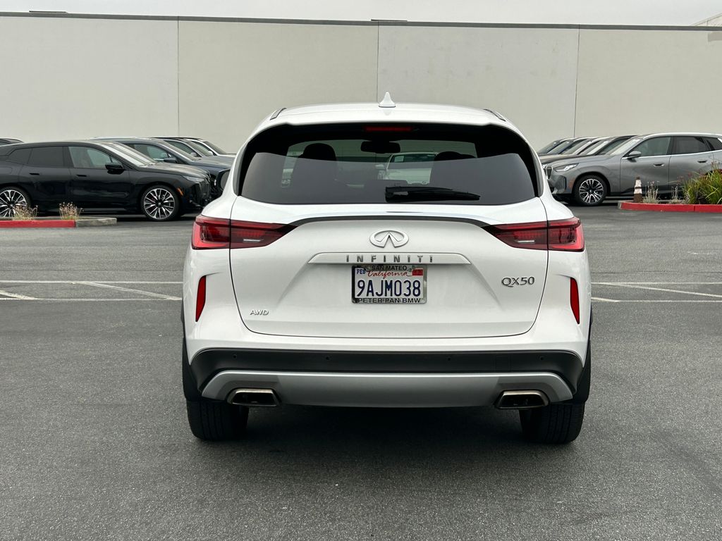 Thumbnail: 2022 INFINITI QX50 - 4