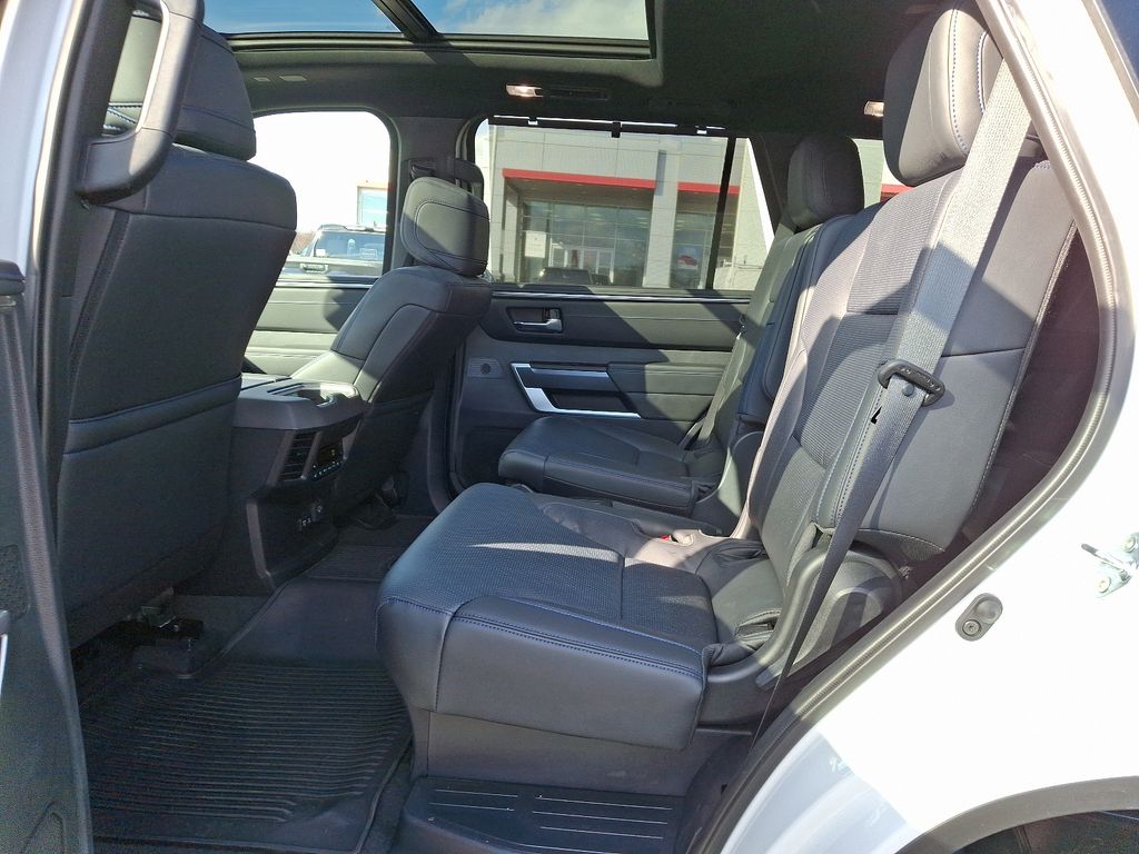 2025 Toyota Sequoia Platinum 10