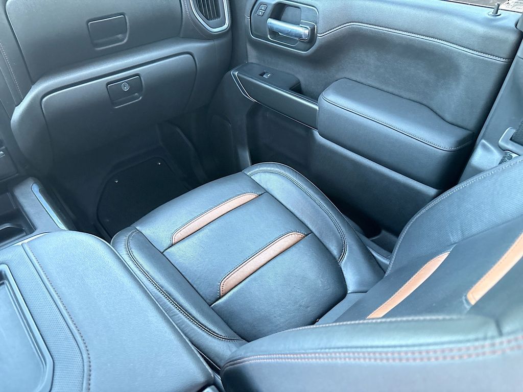 Used 2021 Red GMC AT4 image 23