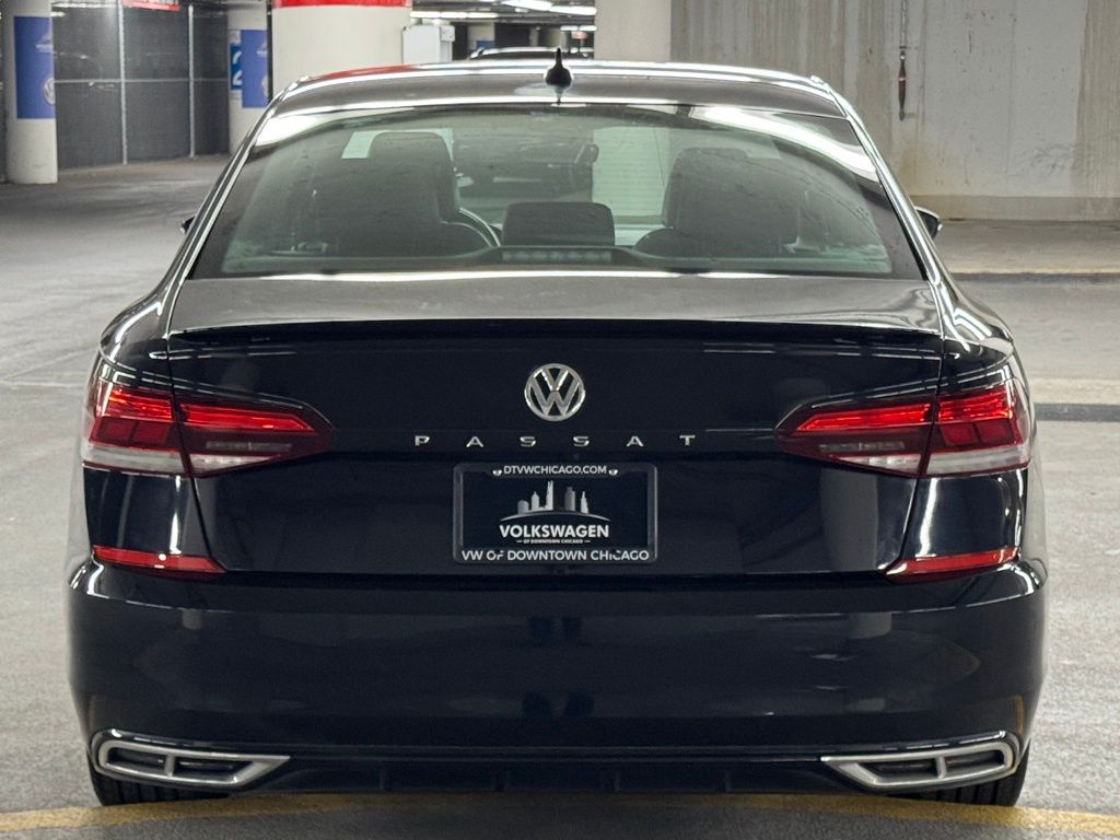 2021 Volkswagen Passat 2.0T R-Line 33